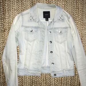 Forever 21 Jackets & Coats - Jean jacket Forever 21 Jackets & Coats - Jean jacket